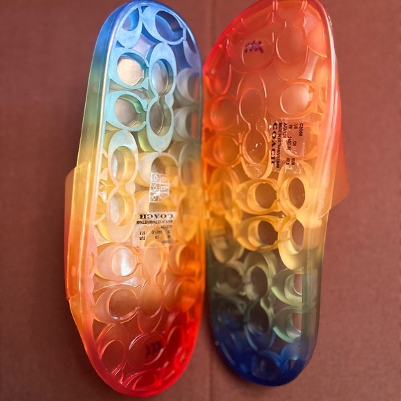 NWOB Women’s Coach Ulyssa Rubber Slides Size 7 - Picture 3 of 11